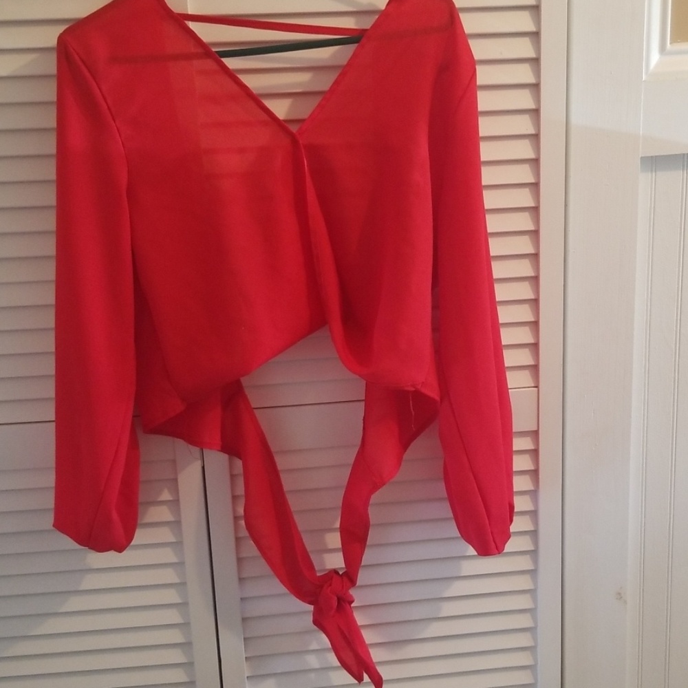 Wrap around top